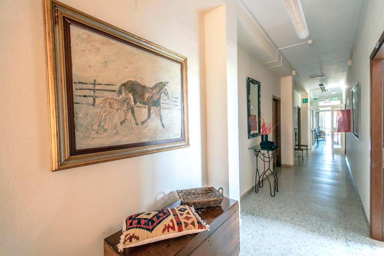 Hotel Sabatino Фоллоника Экстерьер фото